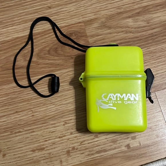 Swim Dive Gear Key Holders - Picture 1 of 1